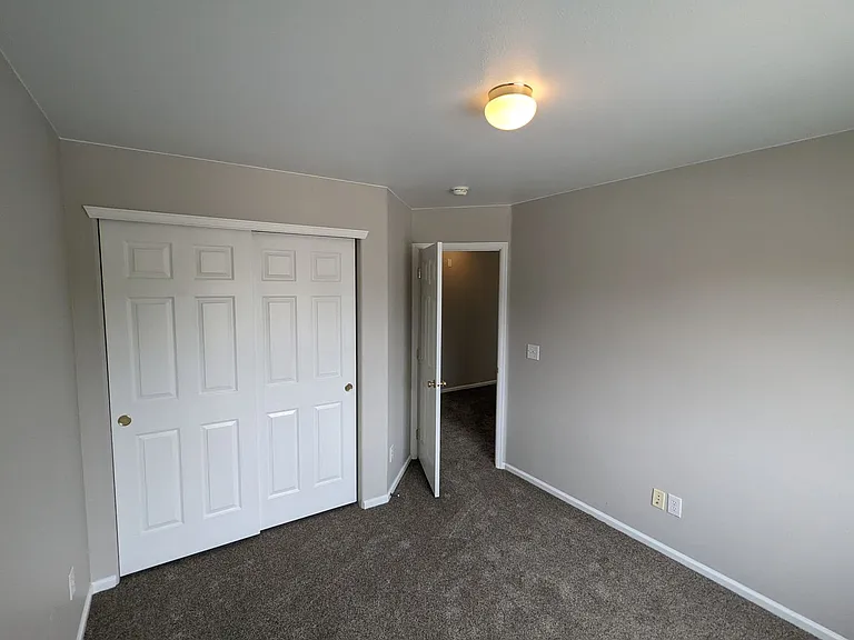 340 Andrew Dr — Photo 28
