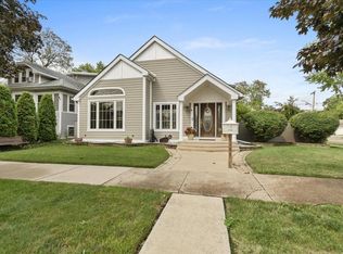3802 East Ave, Berwyn, IL 60402