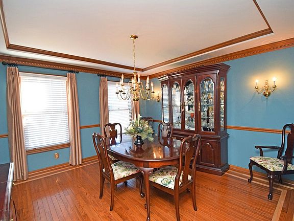 4th image of 5453 Whitmore Dr