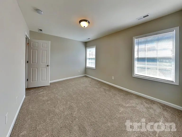 30 Rowan Dr — Photo 14
