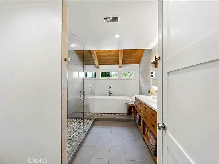 7337 La Soldadera — Photo 33