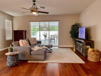 8534 Canterbury Lake Blvd, Tampa, FL, 33619