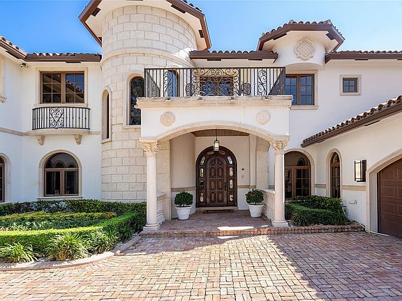 4th image of 12704 Stonebrook Drive
