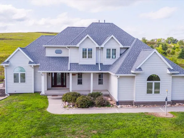 802 Cedar Rd, Portsmouth, IA 51565