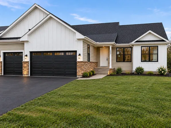 1225 Noble Dr, Pt Barrington, IL 60010