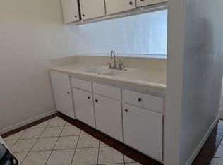 310 S Eucalyptus Ave APT 8, Inglewood, CA 90301