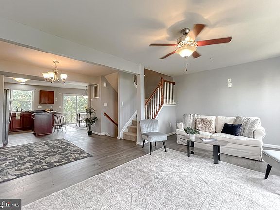 4th image of 22502 E Maxine Way #18