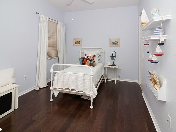 5th image of 1415 Mariposa Cir APT 103