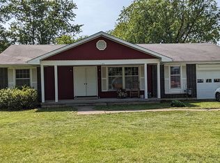 144 Chevychase Ln, New Bloomfield, MO 65063