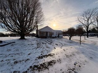 6600 Windsor Rd, Hamptonville, NC 27020