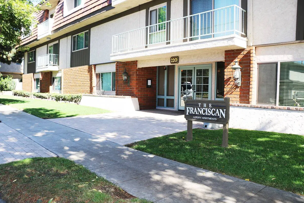 1 bed, $2,195 — Photo 1