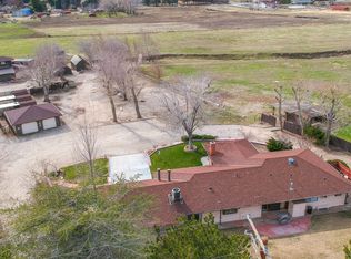 8662 Elizabeth Lake Rd, Leona Valley, CA 93551
