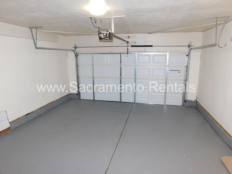 7313 Bruno Way — Photo 14