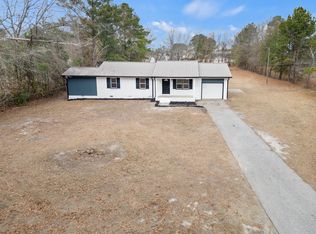 6010 Muscat Rd, Hope Mills, NC 28348