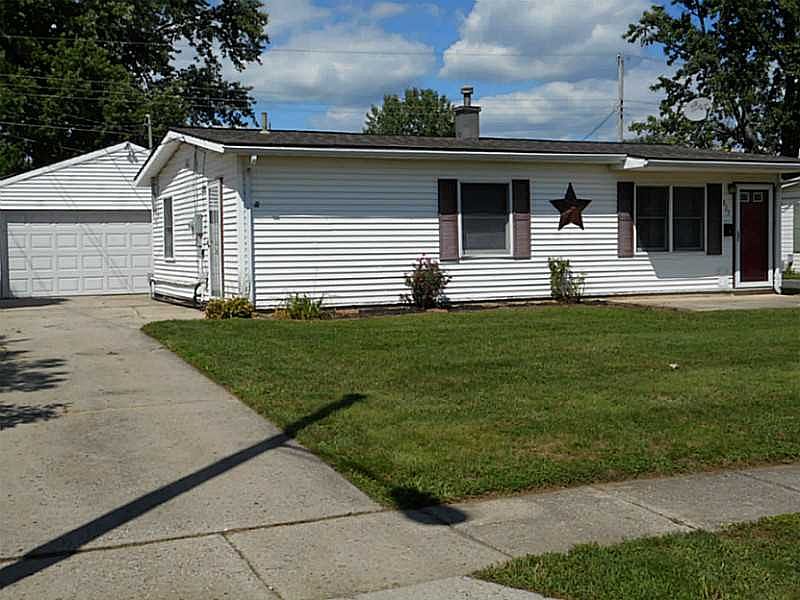 1st image of 327 Fenwick Dr