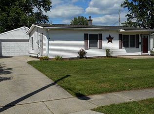 327 Fenwick Dr, New Carlisle, OH 45344