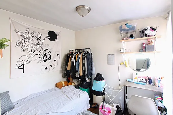 Rented by Compass | media 33