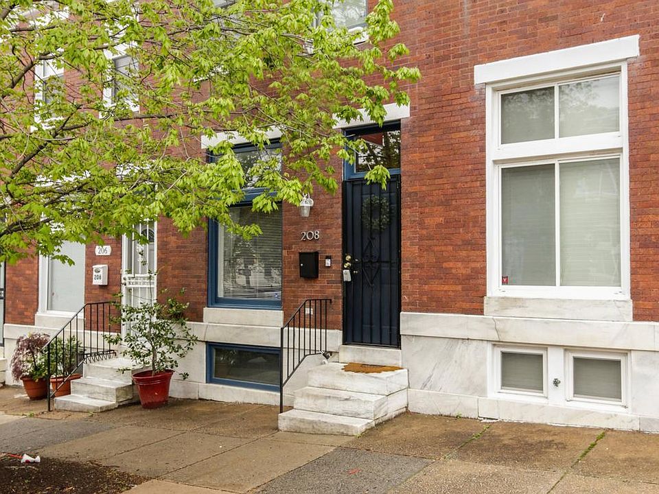 2nd image of 208 N Linwood Ave