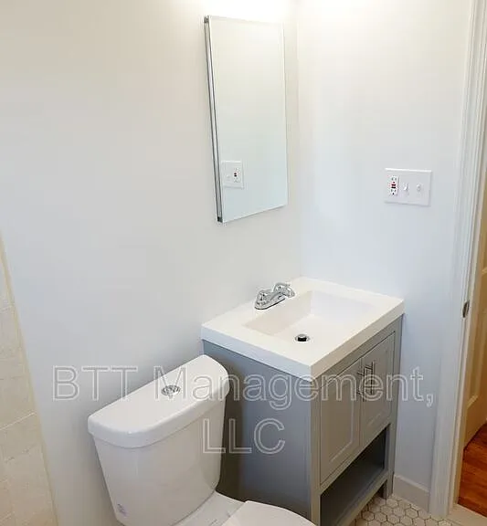 8802 Plymouth St #6 — Photo 36