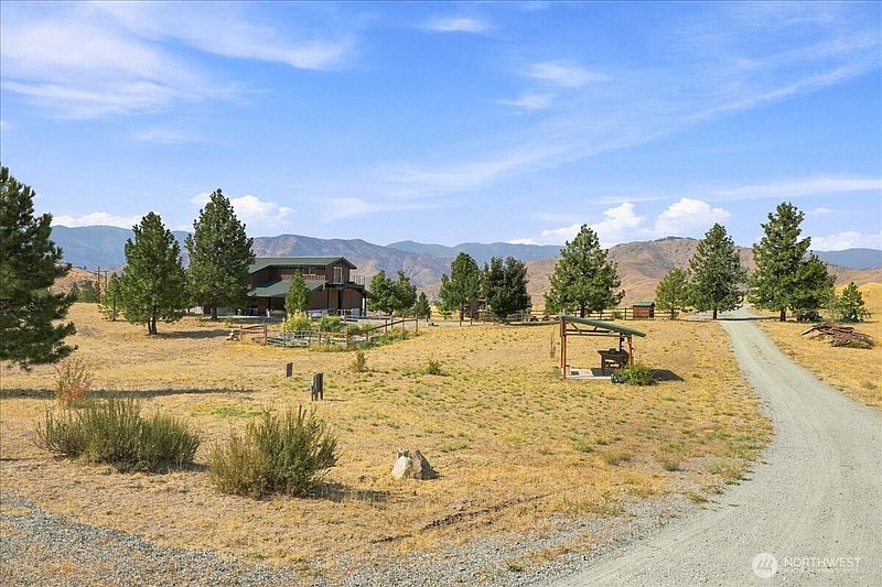 3rd image of 48 Peterson Ranch Road