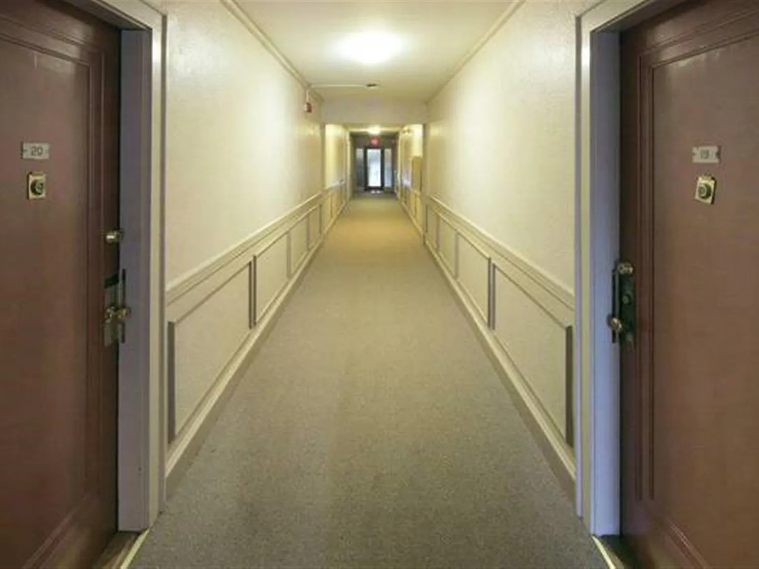 Studio, 400 sqft, $2,300 — Photo 2
