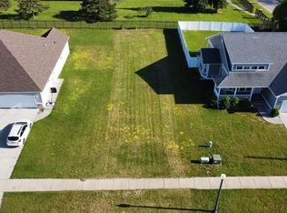 330 Market Pl, Benton Harbor, MI 49022