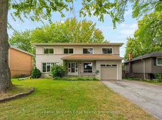 5197 Cherryhill Cres, Burlington, ON L7L4C3