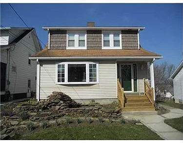 515 Pershing Dr photo 1