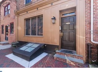 334 Monroe St #1, Philadelphia, PA 19147