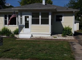 1419 Milton Rd, Alton, IL 62002