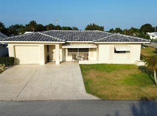 5704 NW 85th Ave, Tamarac, FL 33321