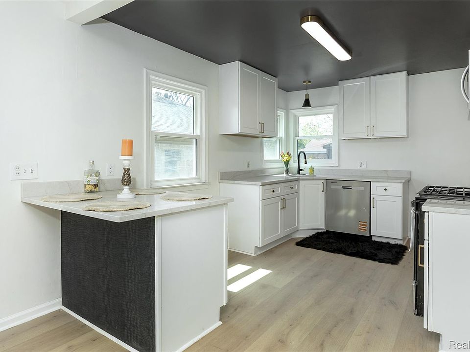 514 Greenwood St, photo 3