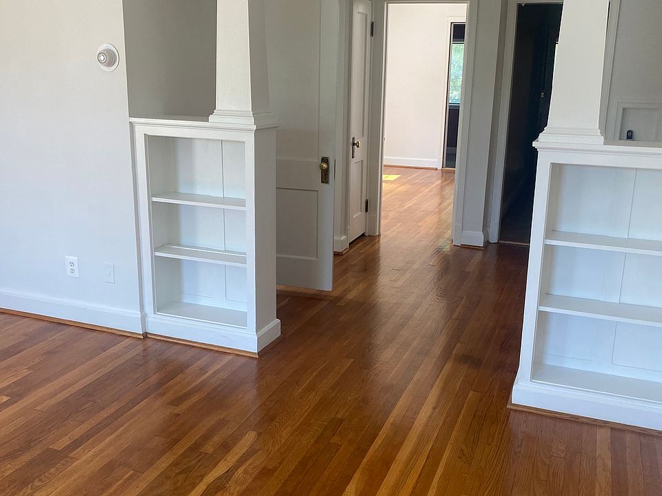 1st image of 2955 Nelson Pl SE #1