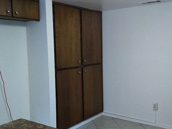 2nd image of 5561 Sandpiper Ct