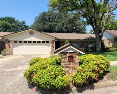 800 Rockledge Dr, Saginaw, TX, 76179