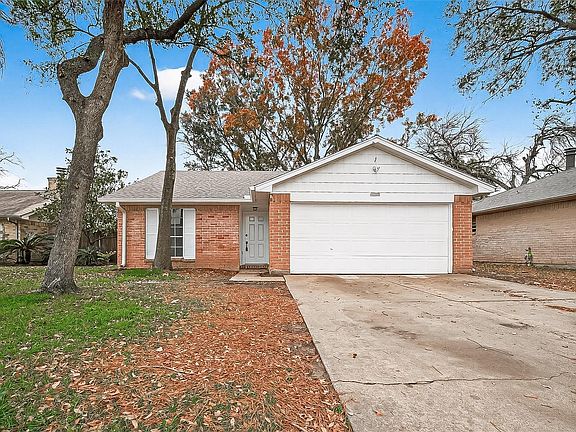 4th image of 16235 La Terra Dr