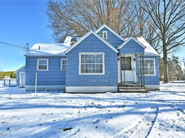 847 Shannon Rd, Girard, OH 44420