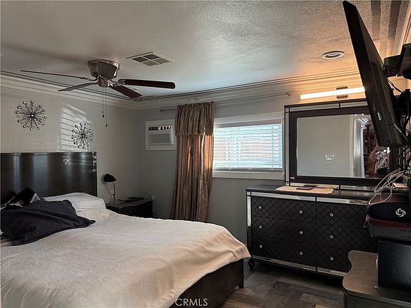 3rd image of 20683 Waalew Rd Space B37