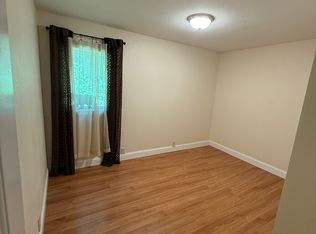 752 River Rd, Deerfield, MA 01342