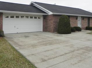 1110 Royale Dr, North Manchester, IN 46962
