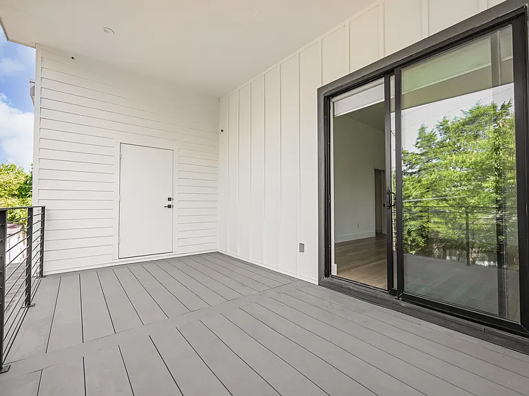 800 S Glasgow Dr — Photo 17