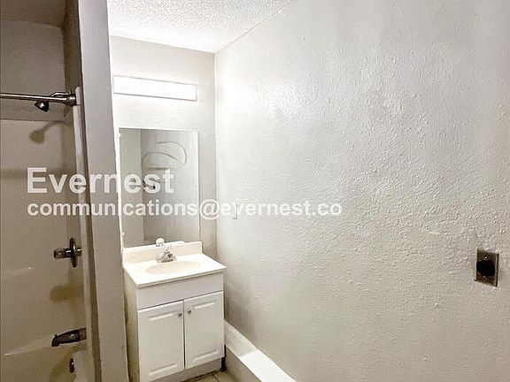 5th image of 2614 N Orchard Knob Ave