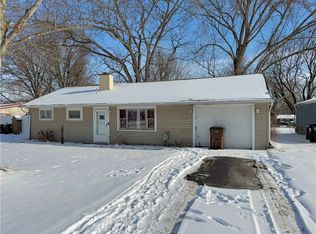 360 Crestwood Dr, New Castle, PA 16101