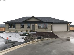 470 Masyn Ct, Roseburg, OR 97471