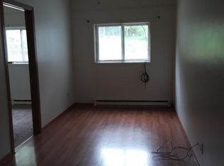 577 Main St W APT 4, Hammond, MN 55991