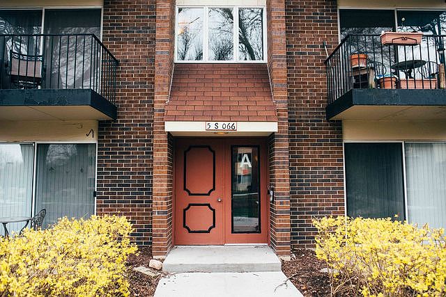 1st image of 5S066 Pebblewood Ln APT A12