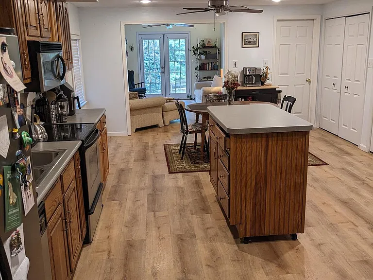 164 Ashley Dr — Photo 8
