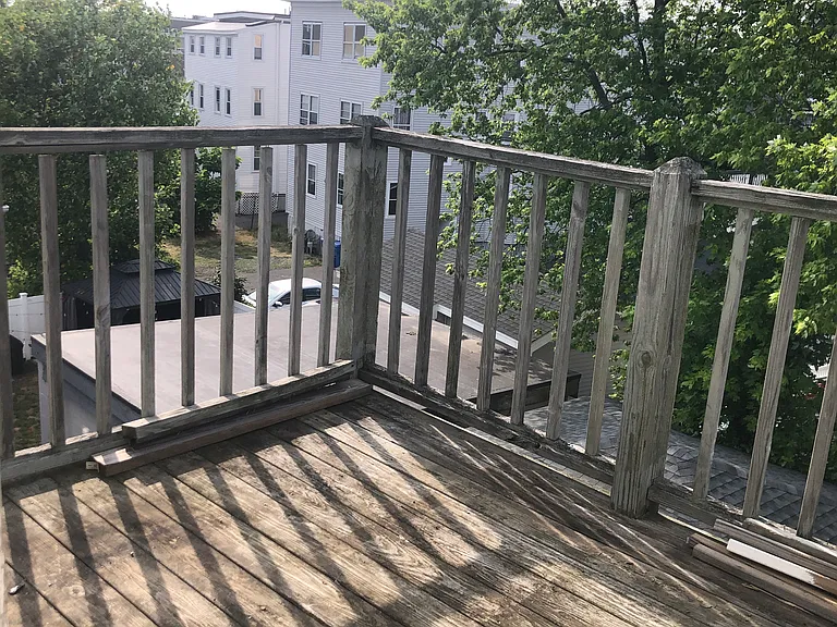 40 Seafoam Ave #2 — Photo 14