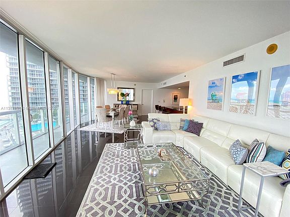 5th image of 465 Brickell Ave APT 1801