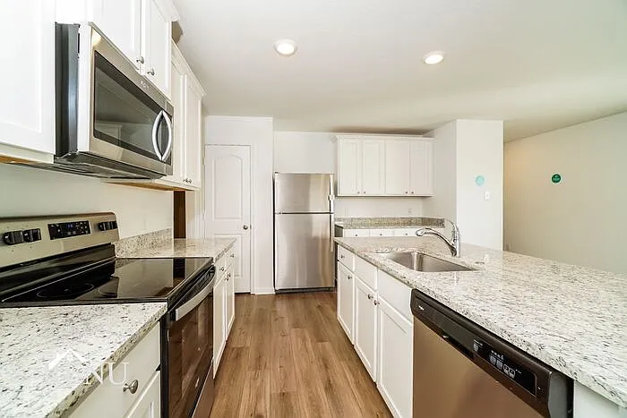 121 Scarborough Bnd — Photo 5